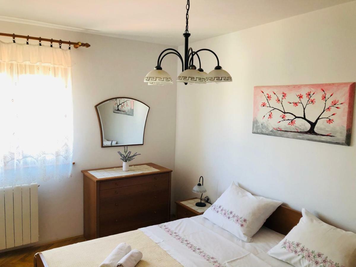Rosita 1 Apartment Rovinj Exterior photo